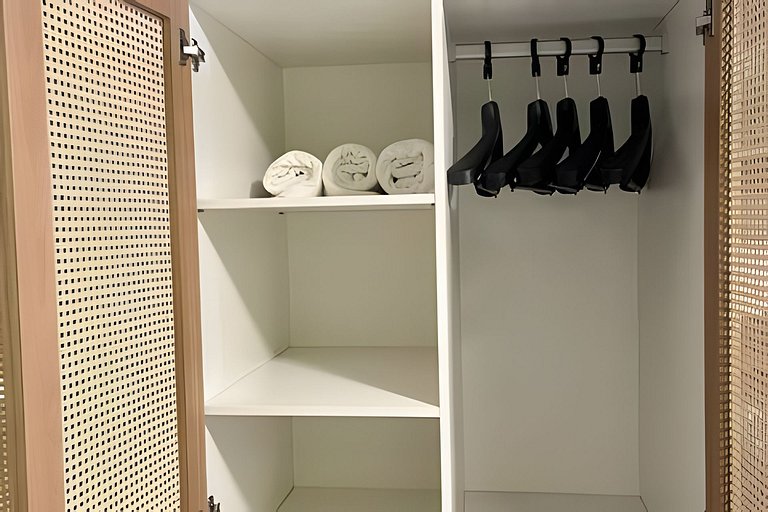 Flat a 50m do mar 416 Legacy - MyFlats