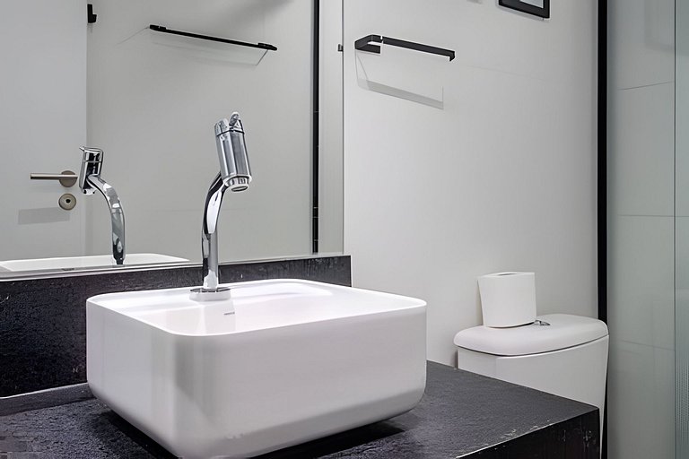 Flat a 50m do mar 206 Legacy - MyFlats