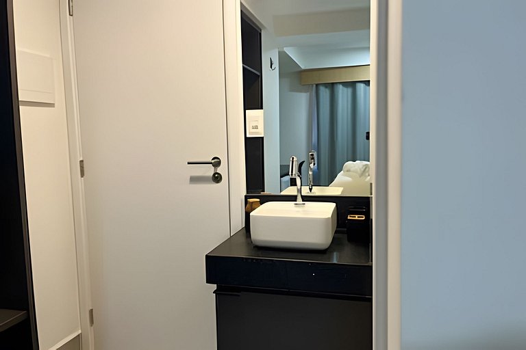 Flat a 50m do mar 404 Legacy - MyFlats