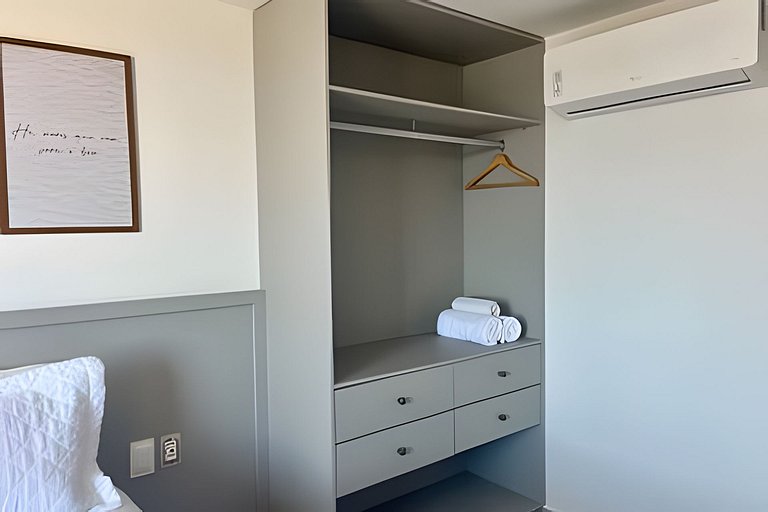 Flat a 50m do mar 705 Legacy - MyFlats