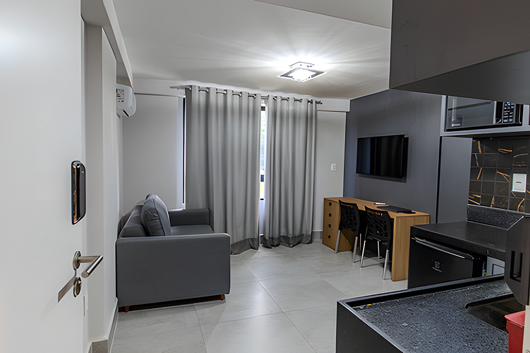 Flat a 50m do mar 210 Legacy - MyFlats