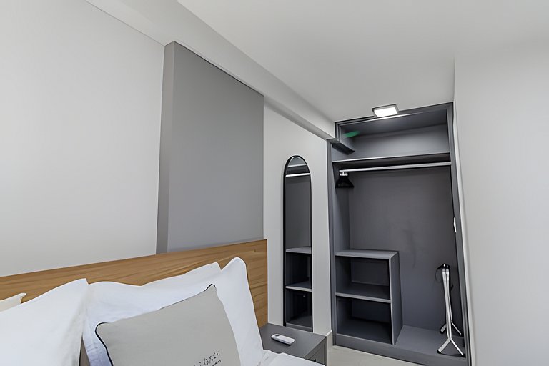 Flat a 50m do mar 210 Legacy - MyFlats