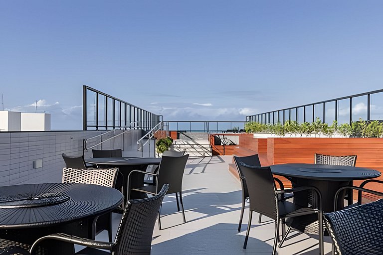 Flat a 50m do mar 201 Legacy - MyFlats