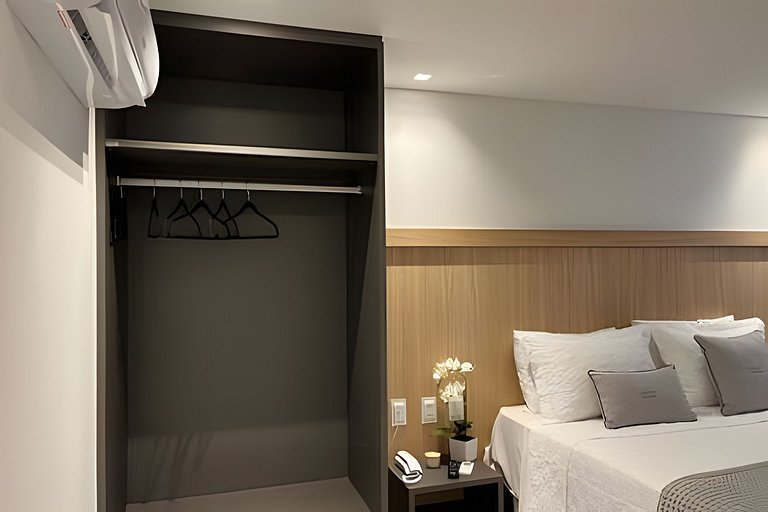 Flat a 50m do mar 604 Legacy - MyFlats