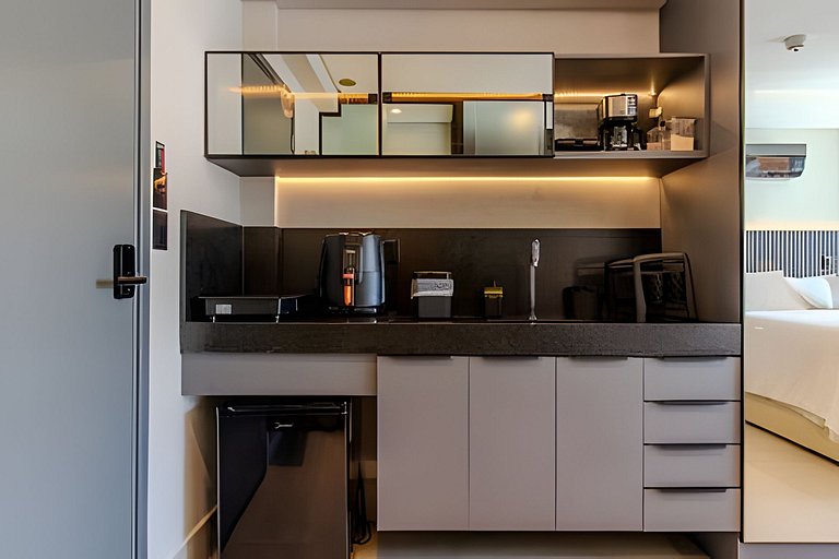 Flat a 50m do mar 611 Get By Side - MyFlats