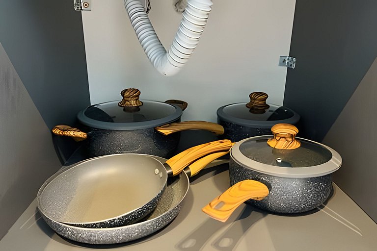 Flat a 50m do mar 611 Get By Side - MyFlats