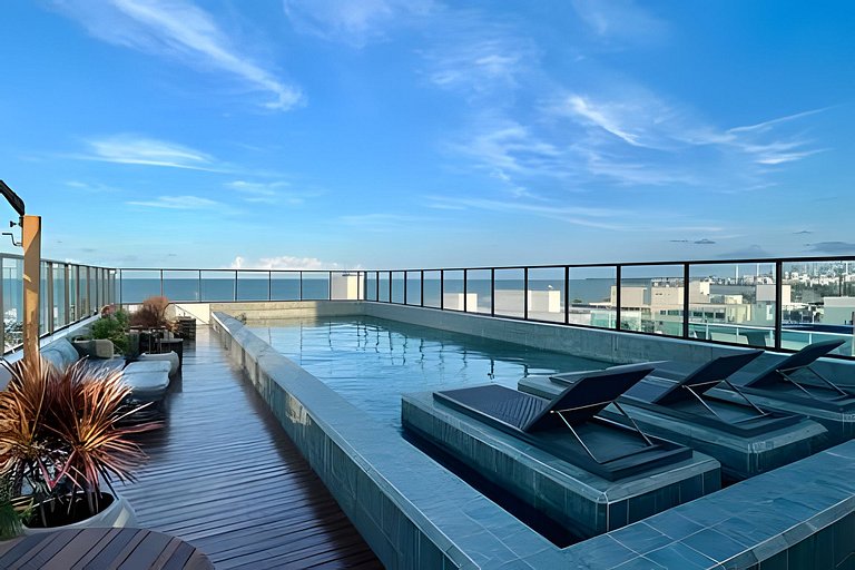 Flat a 50m do mar 228 Get By Side - MyFlats