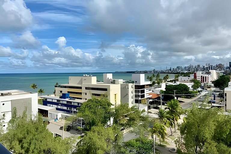 Flat a 50m do mar com varanda 514 Get One -MyFlats