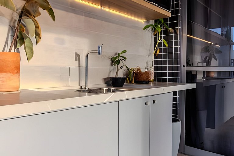 Super cobertura próximo ao mar Box 150 - MyFlats