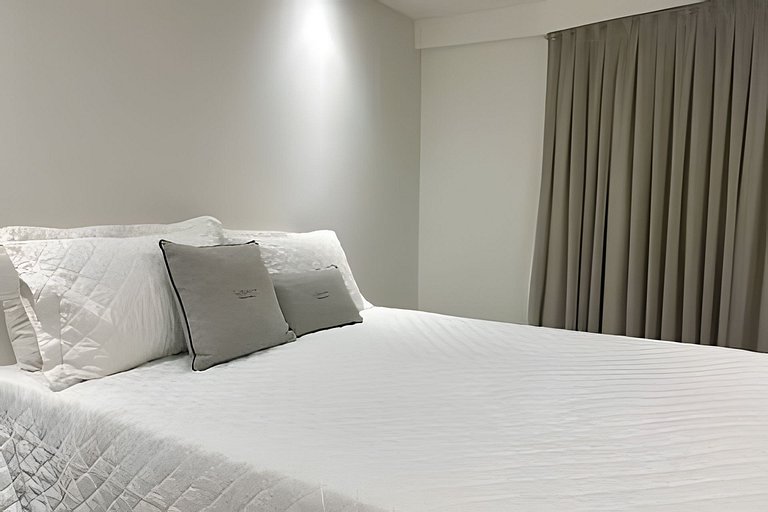 Flat a 50m do mar 317 Legacy - MyFlats