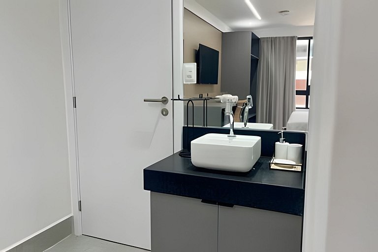 Flat a 50m do mar 317 Legacy - MyFlats