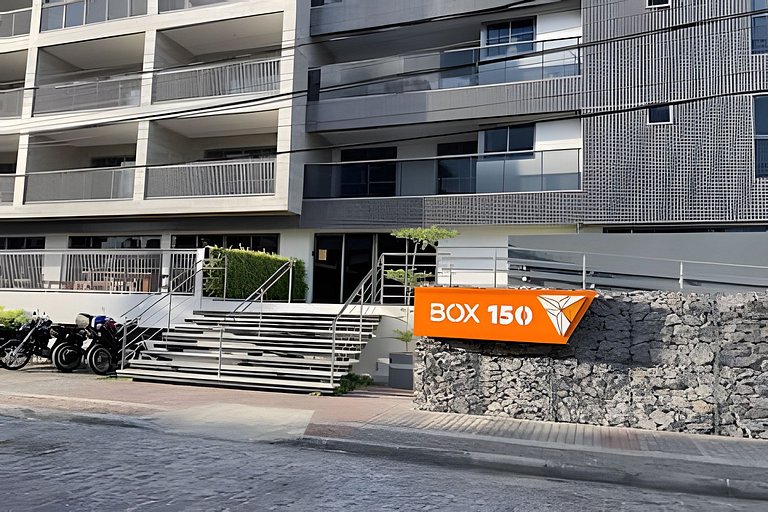 Flat nascente próximo ao mar 110 Box 150 - MyFlats