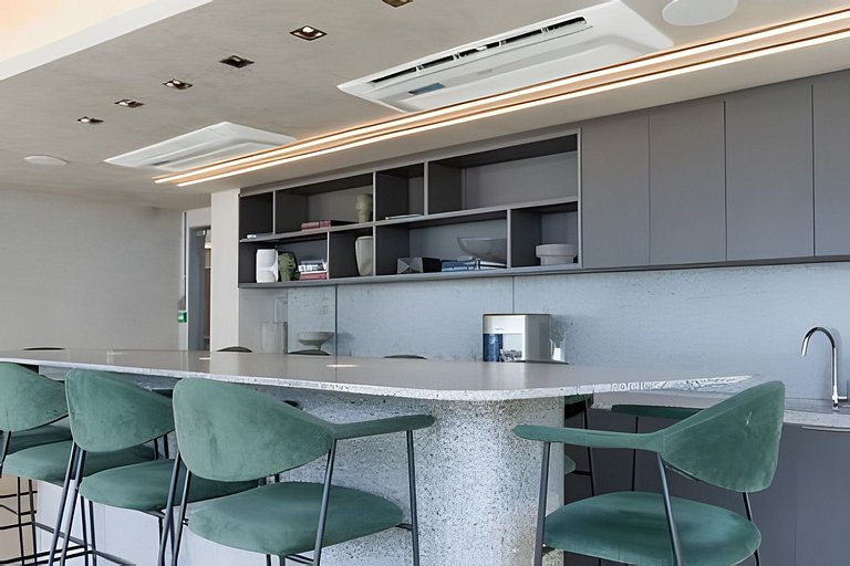 Flat com vista frente mar Setai Yacht - MyFlats