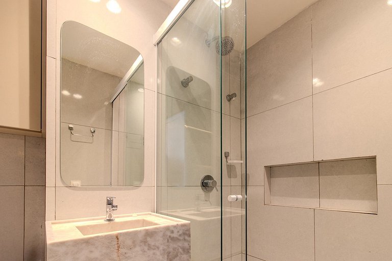 Flat à beira-mar Setai Yacht 511 - MyFlats