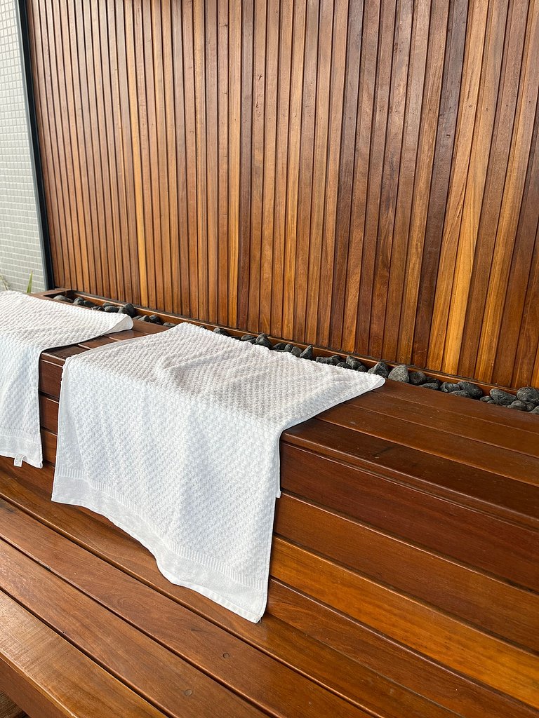 Flat c/ vista lateral mar pé na areia 503 Breeze