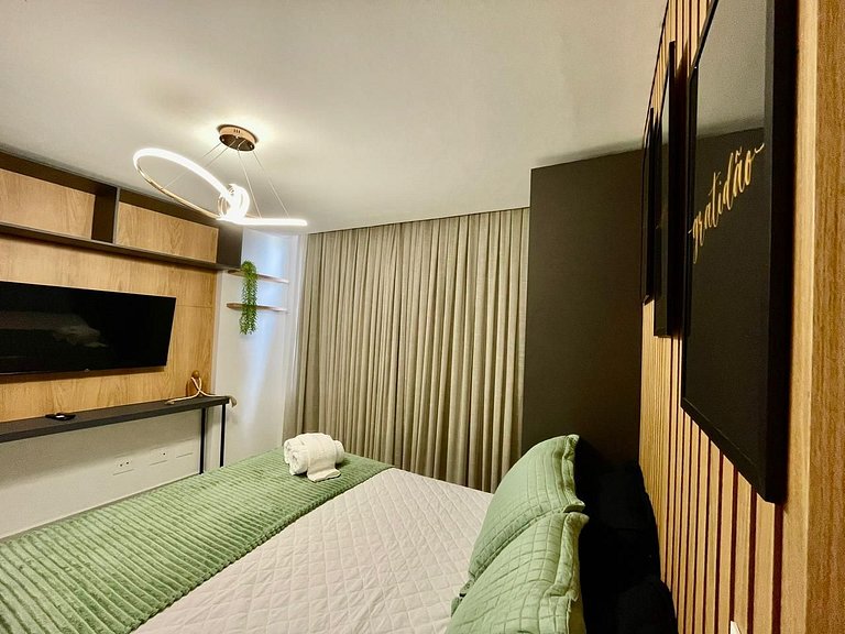 Flat c/ vista lateral mar pé na areia 503 Breeze