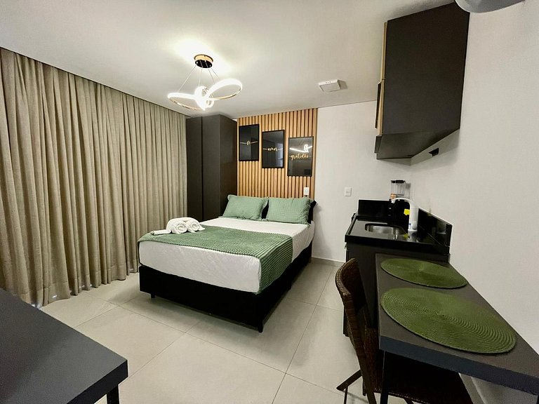 Flat c/ vista lateral mar pé na areia 503 Breeze