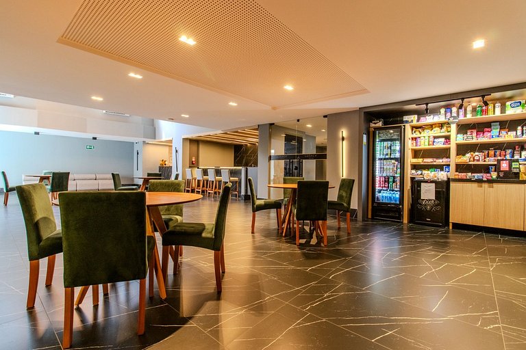 Flat a 50m do mar 309 Legacy - MyFlats