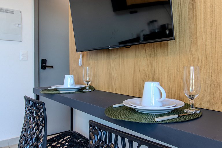 Flat c/ vista lateral mar pé na areia 503 Breeze