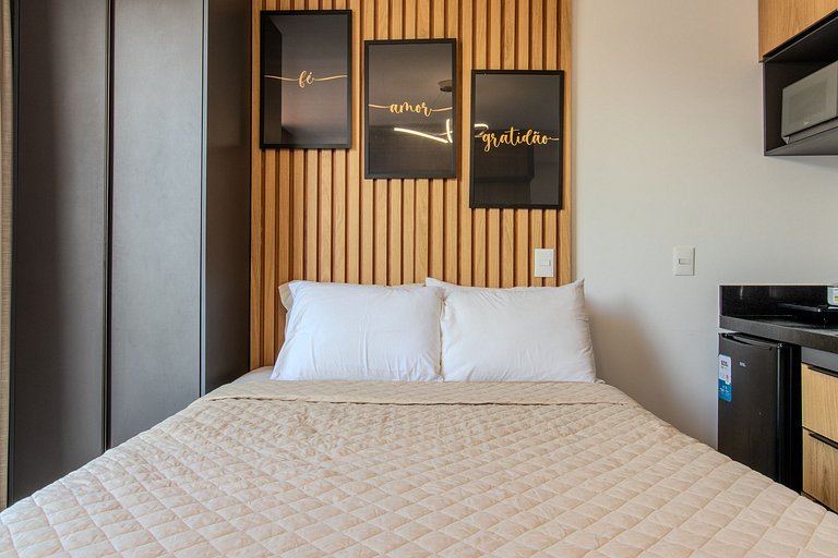 Flat c/ vista lateral mar pé na areia 503 Breeze