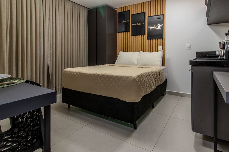 Flat c/ vista lateral mar pé na areia 503 Breeze