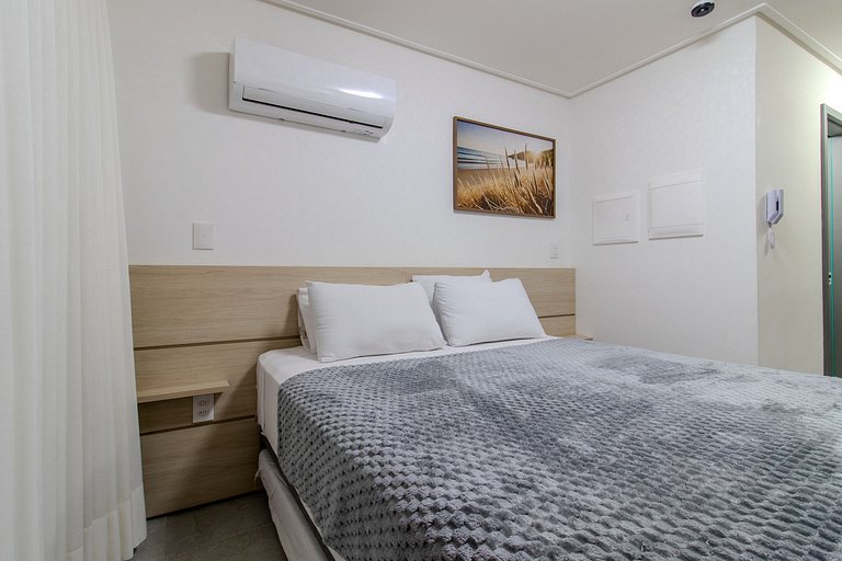 Flat a 50m do mar 527 Hit Cabo Branco - MyFlats