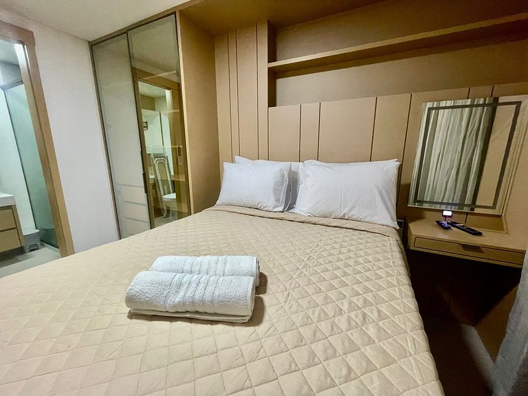 Flat a 200m da praia 414 Oceânica Cabo Branco