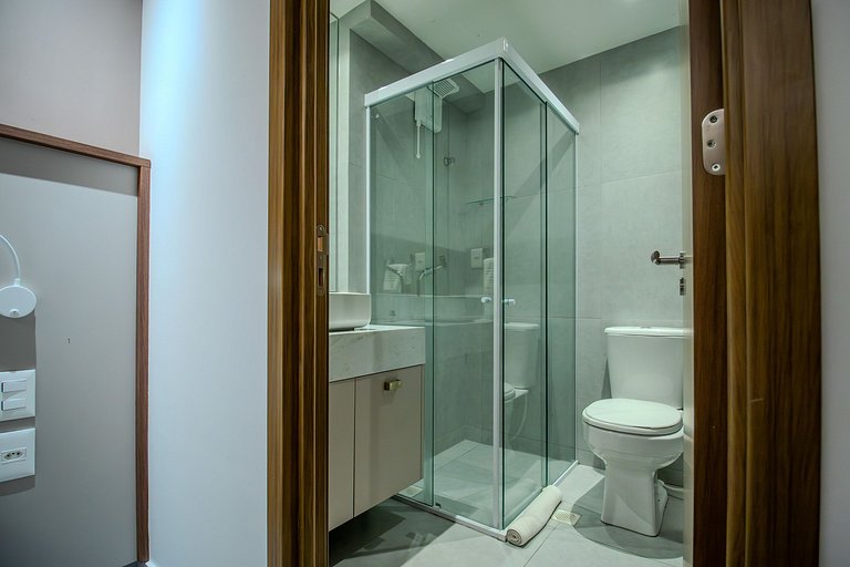 Flat pé na areia c/ vista lateral mar 317 Restinga